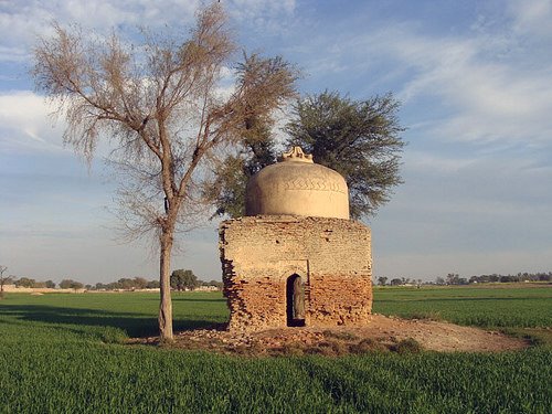 Hindu Temple, near Luddon, Vehari, Punjab